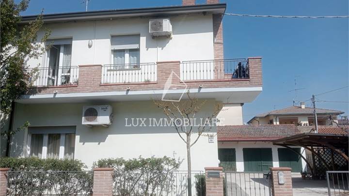 Appartamento al 1° piano a 1 Km dal mare