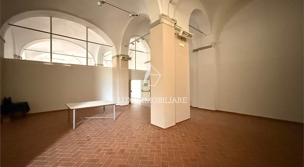 piano terra negozio