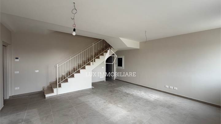 Casolare ricostruito nel 2025 dagli ampi spazi