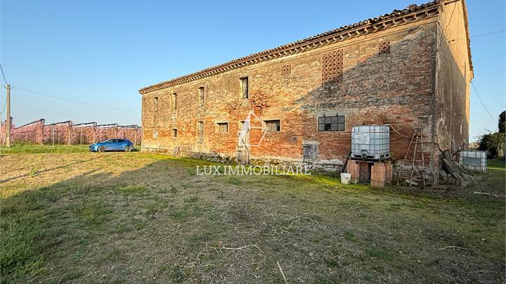 Casolare del 1910 da ristrutturare 