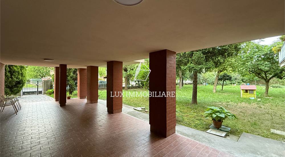 ingresso palazzo