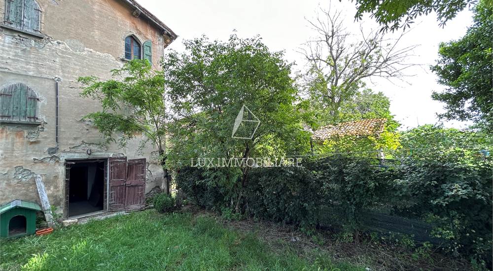 Facciata - Giardino